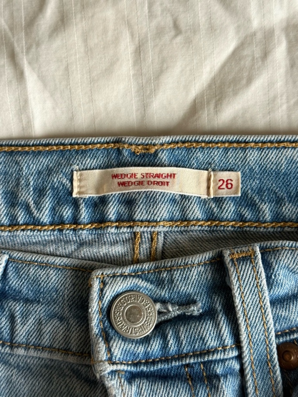 Levi’s Wedgie Straight Jeans Button-Fly - Picture 6 of 7